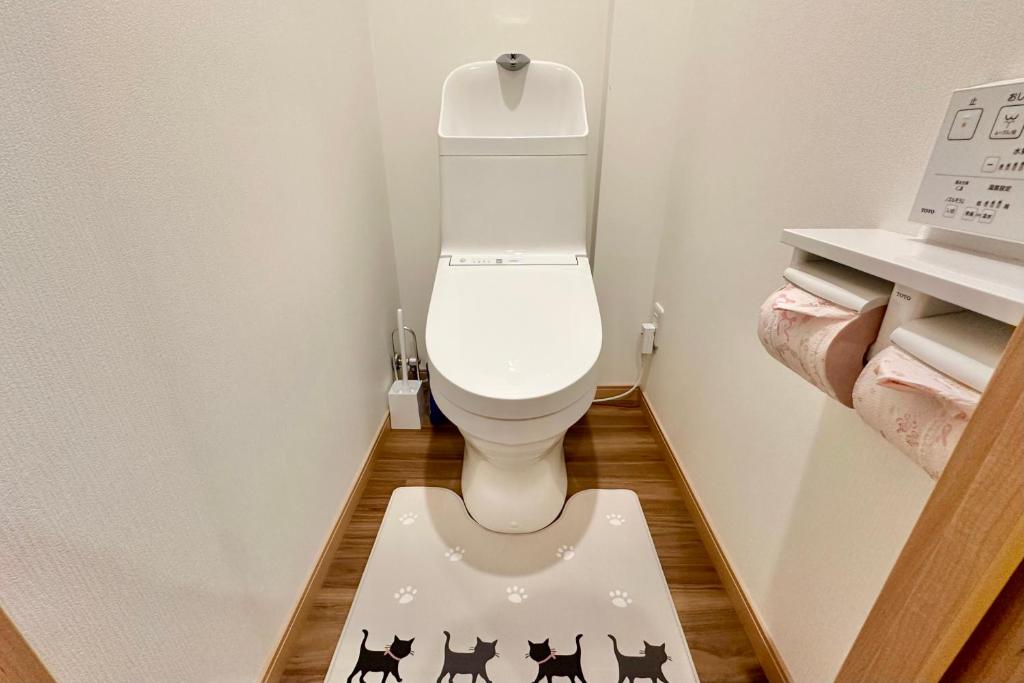 Toilet room 2